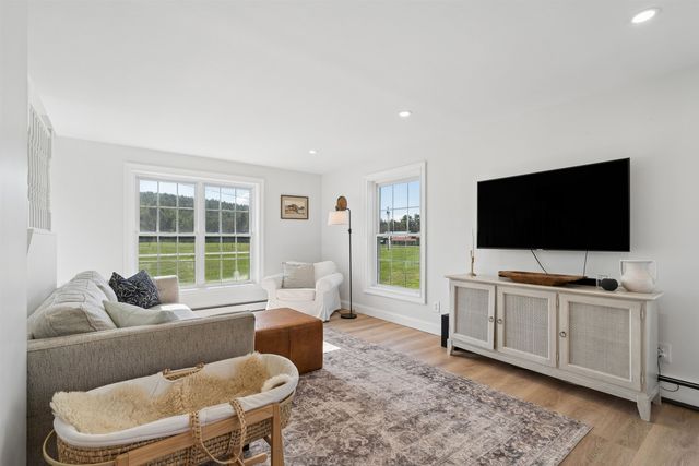 1100 Stock Farm Road, Randolph, VT 05060