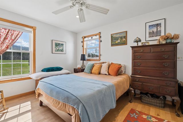 1100 Stock Farm Road, Randolph, VT 05060