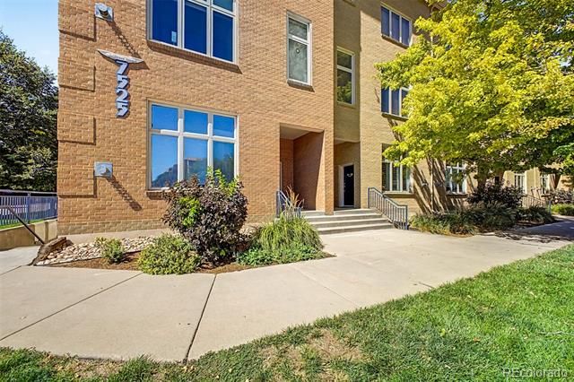 7525 E 1st Place 1110, Denver, CO 80230