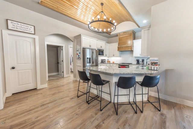 504 Avenue U, Shallowater, TX 79363