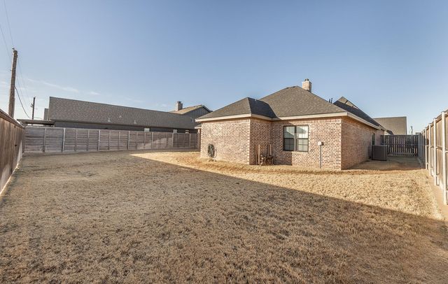 504 Avenue U, Shallowater, TX 79363