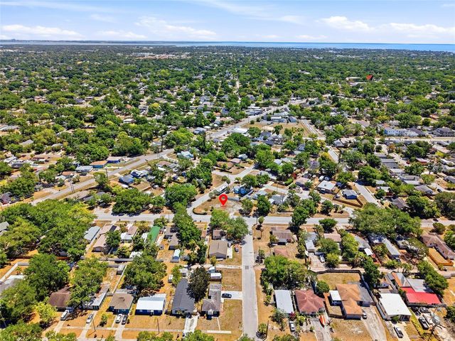 4716 IRIS STREET N, St Petersburg, FL 33714