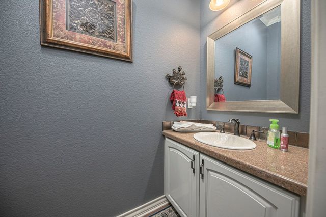 6016 Homestead Blvd, Midland, TX 79707