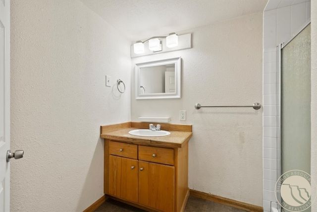 226 Moore LANE, Billings, MT 59101