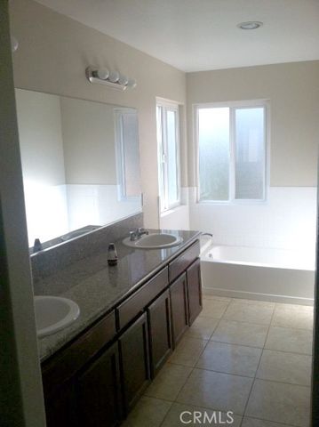 15171 Arrow Boulevard 4, Fontana, CA 92335