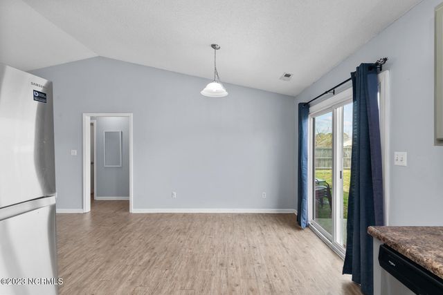 101 N Ivy Drive, Hubert, NC 28539