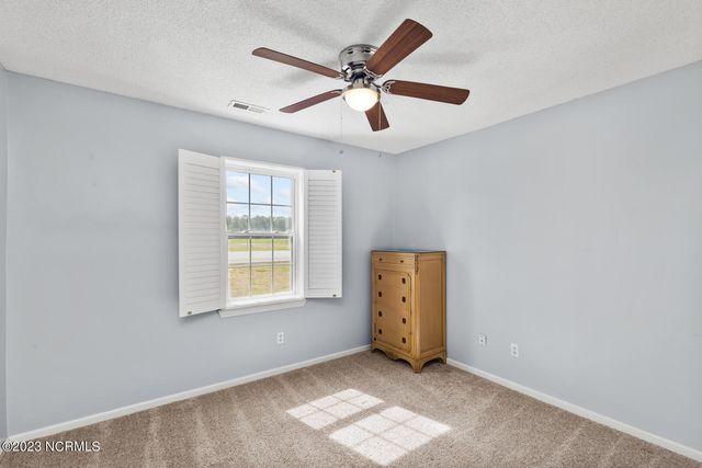 101 N Ivy Drive, Hubert, NC 28539