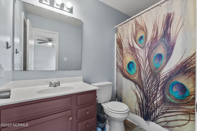 101 N Ivy Drive, Hubert, NC 28539