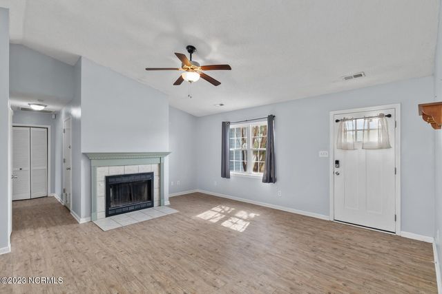 101 N Ivy Drive, Hubert, NC 28539