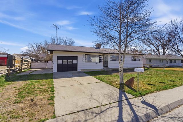 3015 Gunnison Avenue, Grand Junction, CO 81504
