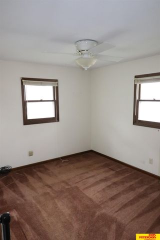 142 S William Avenue, Fremont, NE 68025