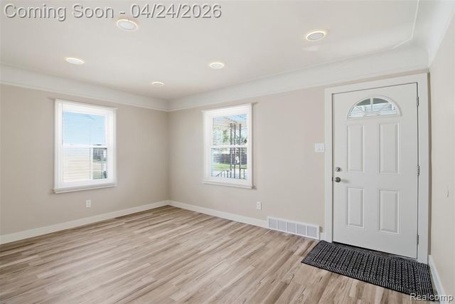 22063 Brittany Avenue, Eastpointe, MI 48021