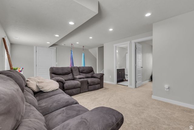 2246 W BLUEBIRD DR, West Haven, UT 84401