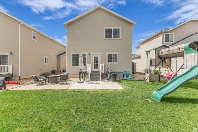 2246 W BLUEBIRD DR, West Haven, UT 84401