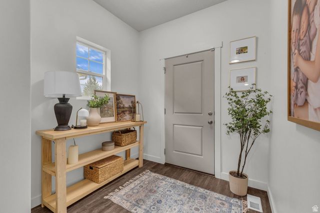 2246 W BLUEBIRD DR, West Haven, UT 84401