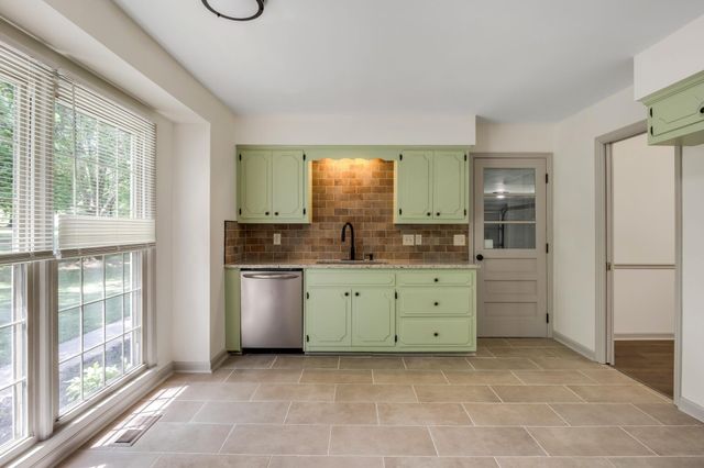 301 Glenwood Dr, Mount Juliet, TN 37122