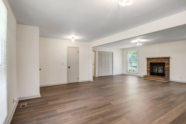301 Glenwood Dr, Mount Juliet, TN 37122
