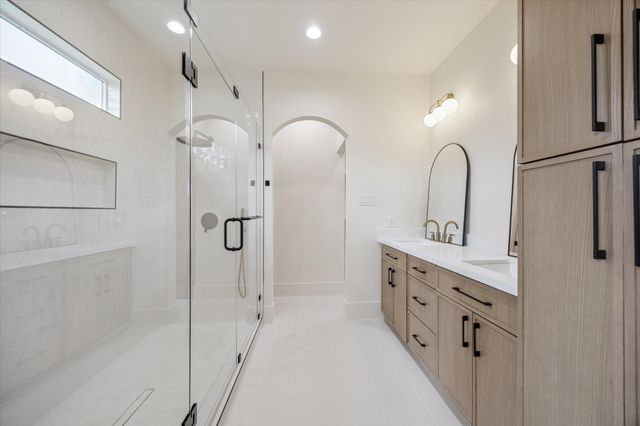 3709 Brookwoods Drive, Houston, TX 77092