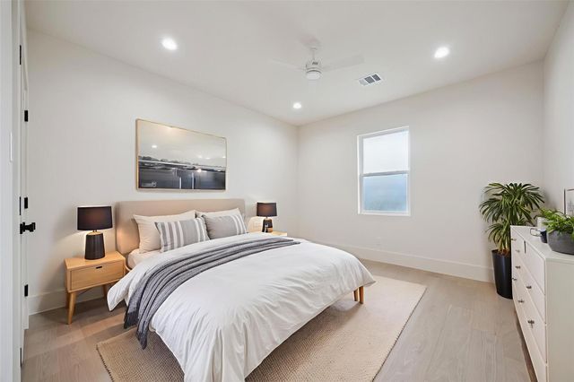 3709 Brookwoods Drive, Houston, TX 77092