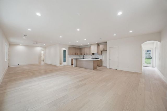 3709 Brookwoods Drive, Houston, TX 77092