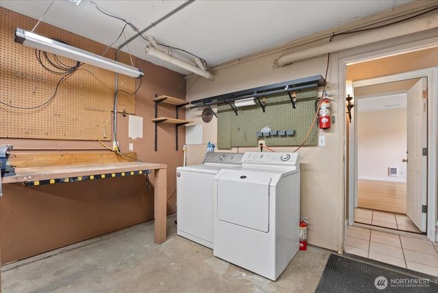 19329 142nd Place SE, Renton, WA 98058