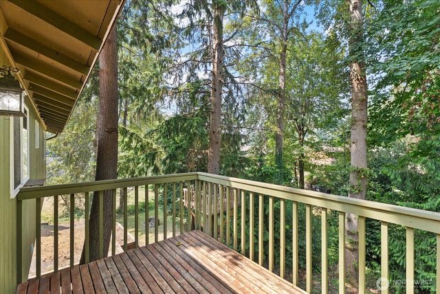 19329 142nd Place SE, Renton, WA 98058