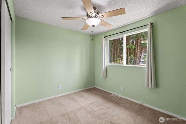 19329 142nd Place SE, Renton, WA 98058