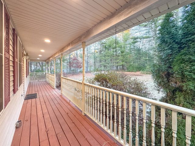 3 Highland Trl, Richmond, RI 02832