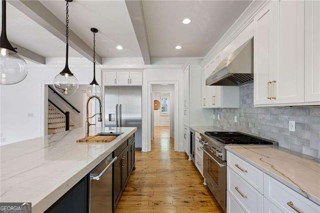 155 Hubbard Road, Woodstock, GA 30188