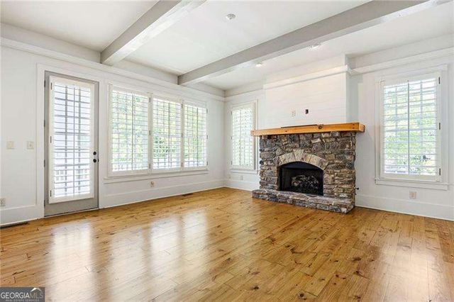 155 Hubbard Road, Woodstock, GA 30188