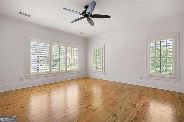 155 Hubbard Road, Woodstock, GA 30188