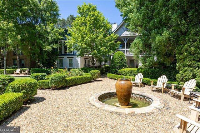 155 Hubbard Road, Woodstock, GA 30188