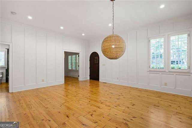 155 Hubbard Road, Woodstock, GA 30188