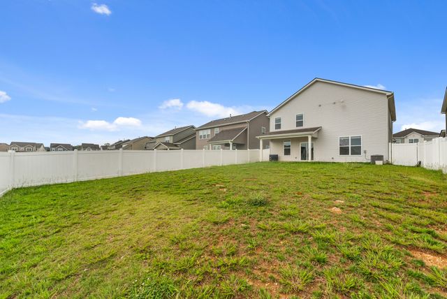 1255 Inverness Pass, Lebanon, TN 37087