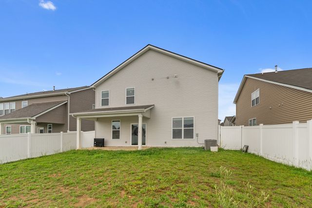 1255 Inverness Pass, Lebanon, TN 37087