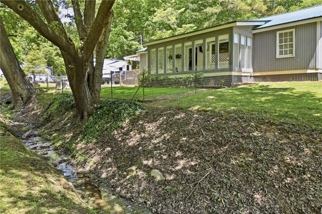 1709 Harrington Road, Ball Ground, GA 30107