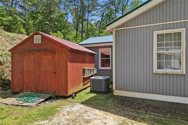 1709 Harrington Road, Ball Ground, GA 30107