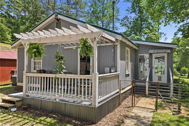1709 Harrington Road, Ball Ground, GA 30107