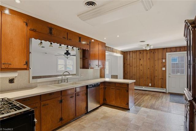 1302 Miller Street, Winston-salem, NC 27103