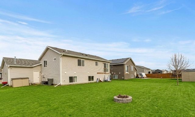 94 5th Avenue SE, Kasson, MN 55944