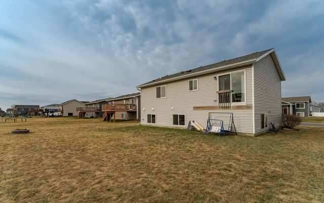 94 5th Avenue SE, Kasson, MN 55944