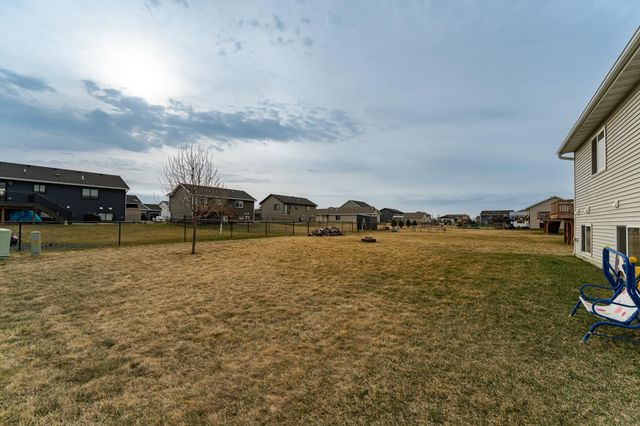 94 5th Avenue SE, Kasson, MN 55944