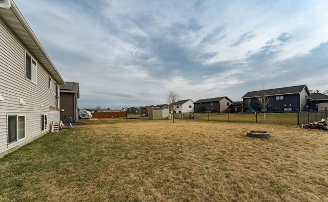 94 5th Avenue SE, Kasson, MN 55944
