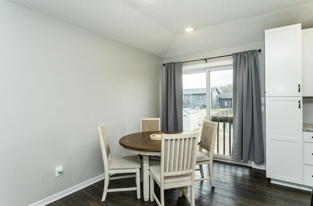 94 5th Avenue SE, Kasson, MN 55944