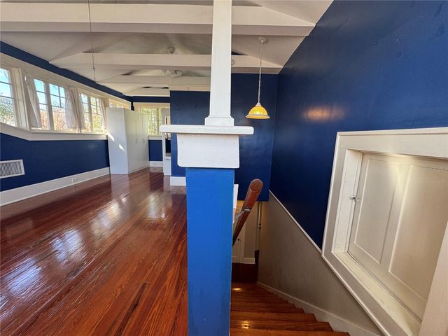 120 S THORNTON AVENUE, Orlando, FL 32801