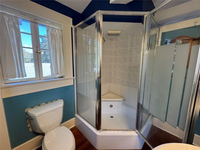 120 S THORNTON AVENUE, Orlando, FL 32801