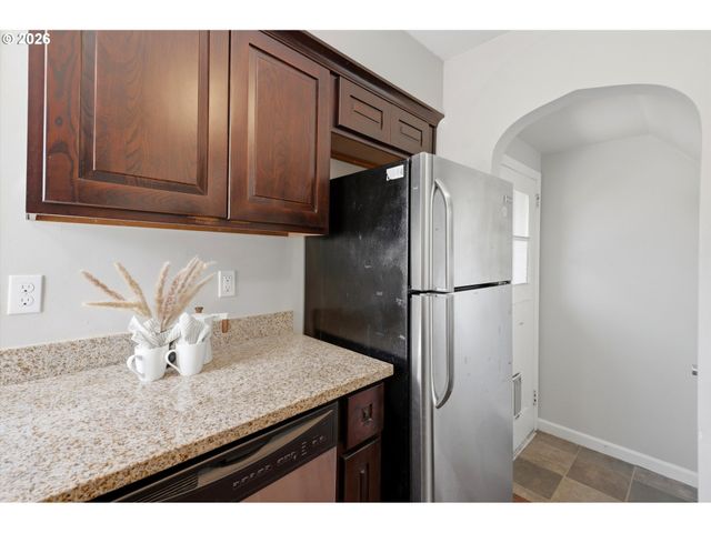 3212 Se 74TH Ave, Portland, OR 97206