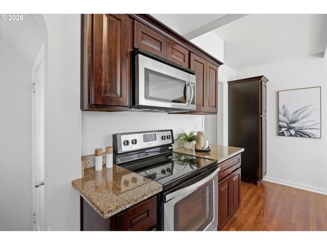 3212 Se 74TH Ave, Portland, OR 97206