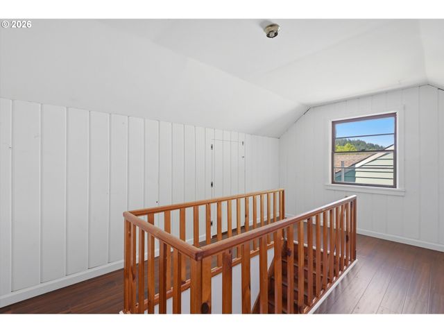3212 Se 74TH Ave, Portland, OR 97206