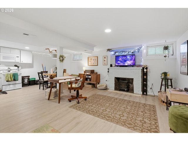 3212 Se 74TH Ave, Portland, OR 97206